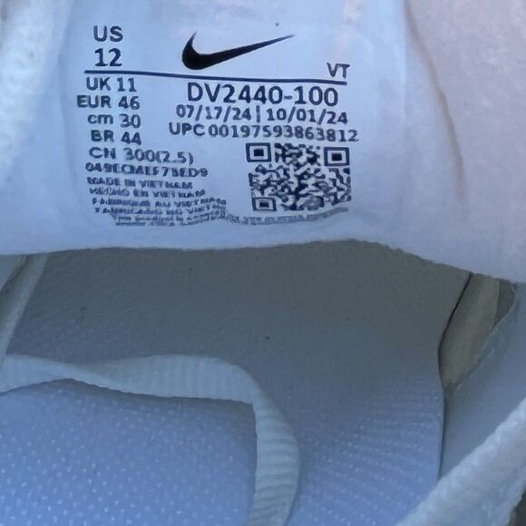 Nike Lunar Roam Mens Sz 12 DV2440-100 Summit White Phantom Light Bone Sneakers